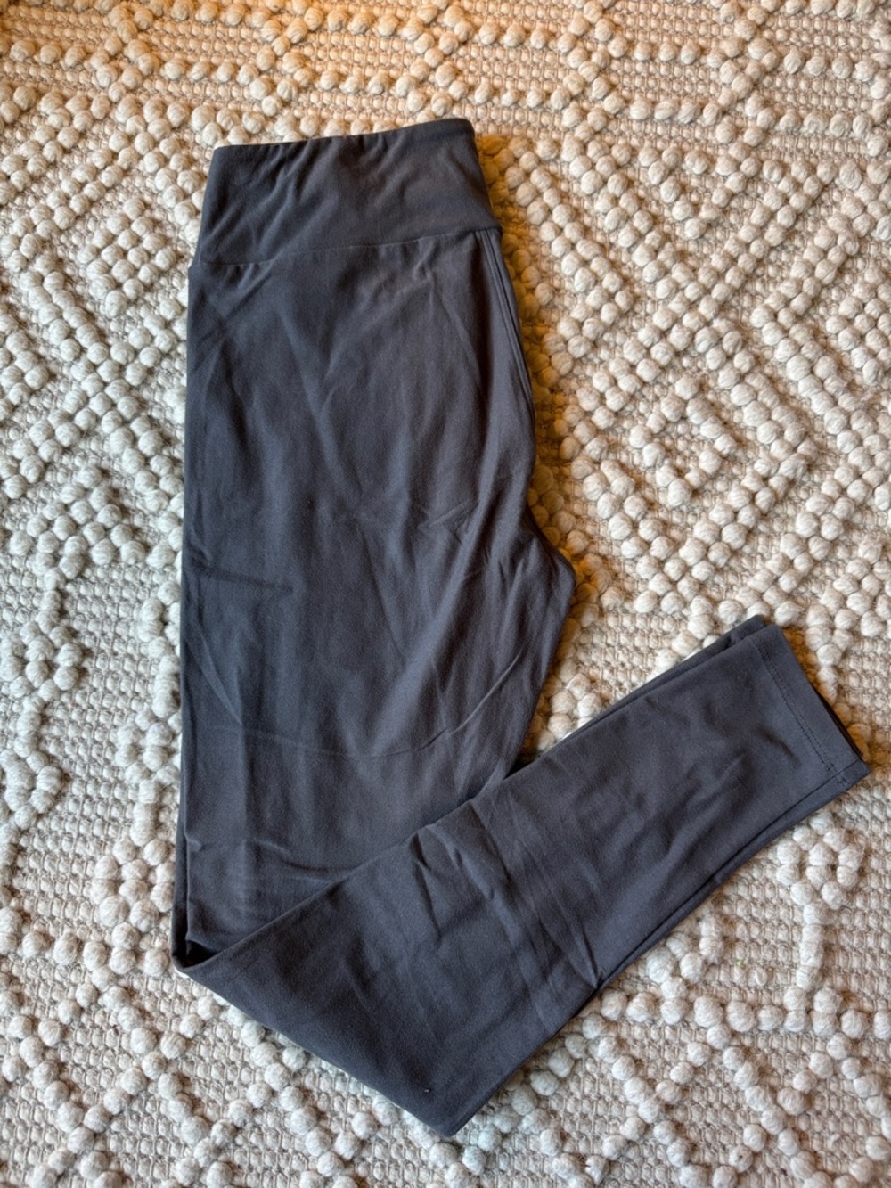 LuLaRoe Charcoal Gray Leggings